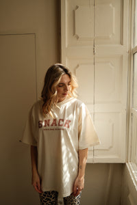 Snack Shirt – Made by Mama, No Additives (Cream-Grün)